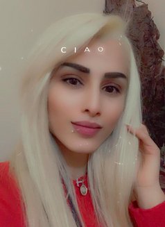 Lara - escort in Beirut Photo 4 of 4