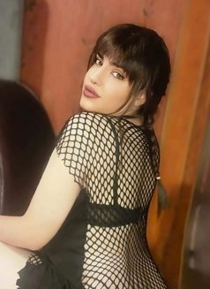 Lara - Acompañantes transexual in Beirut Photo 27 of 30