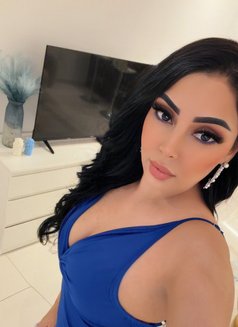 Lara - escort in Dubai Photo 8 of 11