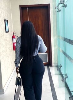 Lara - escort in Lagos, Nigeria Photo 9 of 12
