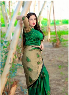 Lara - Acompañantes transexual in Beirut Photo 3 of 9