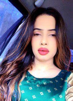 Lara - Acompañantes transexual in Beirut Photo 9 of 9