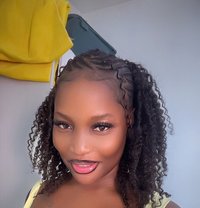 Lara - escort in Muscat