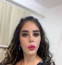 Lara Sweet - puta in Muscat