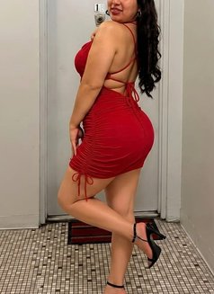 Lara - escort in Cairo Photo 1 of 3