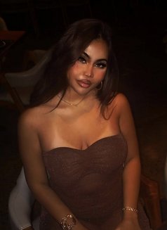 Lara - escort in Bali Photo 4 of 9