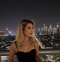 Lara - puta in Dubai