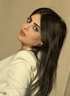 Turkish Lara - puta in Riyadh Photo 12 of 12