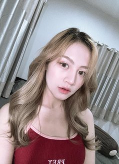 Laras - escort in Jakarta Photo 1 of 4