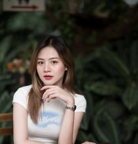 Larass - puta in Jakarta