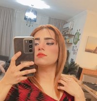 Lareen - escort in Cairo