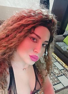 Lareen - Transsexual escort in Beirut Photo 29 of 30
