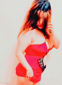 Laren - puta in Cairo Photo 2 of 5