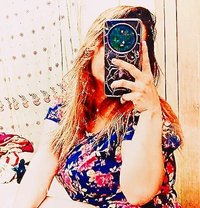 LAREN - puta in Cairo