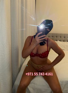 Laren - escort in Dubai Photo 15 of 17