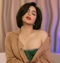 Larimastar for Camshow - Transsexual escort in Kuwait