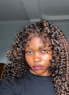 Larinnah - escort in Chennai Photo 2 of 4