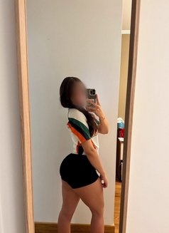 Larisa - escort in Shizuoka Photo 5 of 5