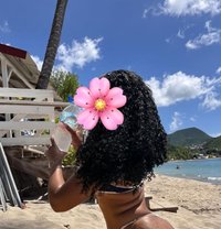 Larissa - escort in Abidjan