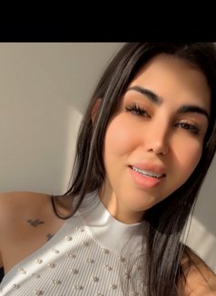 Larissa - Transsexual escort in Beirut Photo 4 of 5