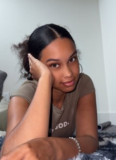 Larrissa Wayne - escort in Muscat Photo 1 of 3