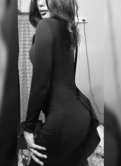 Lashyamoyee - Acompañantes transexual in Kolkata Photo 8 of 8