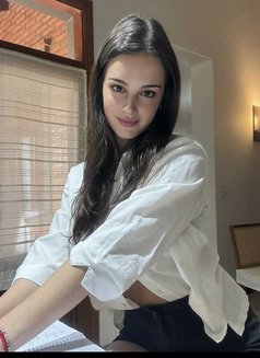 Lasina - escort in Jeddah Photo 4 of 4