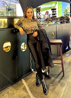 (𝑬𝒔𝒕𝒆𝒍𝒍𝒂)Last day, hurry up! - escort in Mumbai Photo 15 of 16