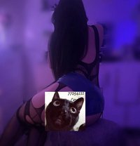LINDA s. - escort in Muscat