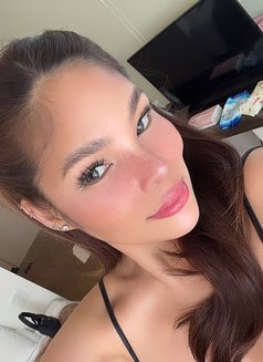 Viper is back - escort in Macao Photo 12 of 14