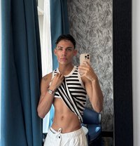 Latin Boy New Here - Male escort in Dubai Photo 18 of 18