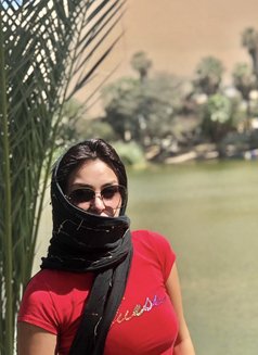 LATINA 🇧🇷 - puta in Al Manama Photo 29 of 29