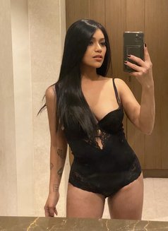 Latina Girl in town 100% real - puta in Ahmedabad Photo 10 of 10