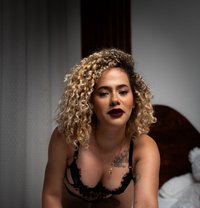 Latina Isabella - puta in Dubai