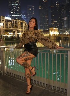 Latina Pleasure π¨π΄ Bussines Bay - Transsexual escort in Dubai Photo 7 of 9