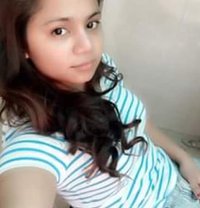 INDIAN SINGLE MOM FIRST TIME IN BORACAY - puta in Boracay