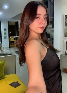 Latina Sofia - escort agency in New Delhi Photo 2 of 4