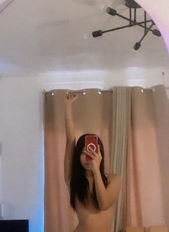 Latina Yvaine ( Open for Camshow ) - escort in Manila Photo 5 of 8