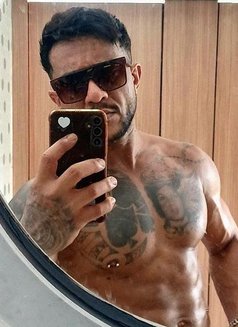 Latino - Male escort in Hong Kong Photo 4 of 5