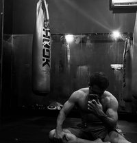 Latino69 - Acompañantes masculino in Singapore