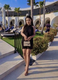 Latisyah Buble Bottom - Transsexual escort in Bali Photo 12 of 16