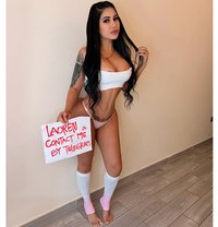 Lau Fullservice - escort in Dubai Photo 5 of 11
