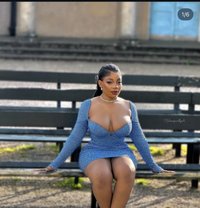 Laura Allure - escort in Lagos, Nigeria Photo 1 of 5