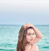 Laura - escort in Montenegro