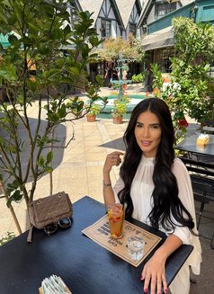 Laura Babe Face Hottie Party Girl - puta in Hong Kong Photo 6 of 20