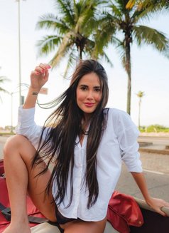 Laura Babe Face Hottie Party Girl - puta in Hong Kong Photo 7 of 20