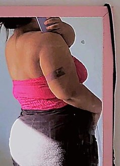 Laura Bbw - puta in Bali Photo 3 of 7