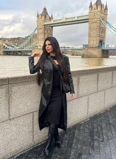 Laura - escort in Hanoi Photo 5 of 8