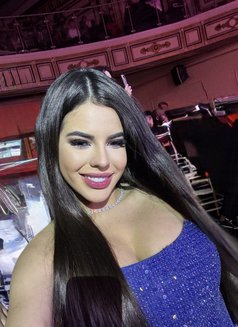 Laura - puta in Hanoi Photo 9 of 13