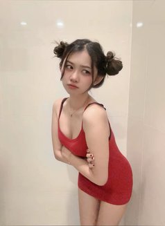 Laura Cantika - escort in Surabaya Photo 2 of 8